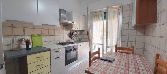 Apartamento de 3 habitaciónes en Genoa, Italy No. 174414 14