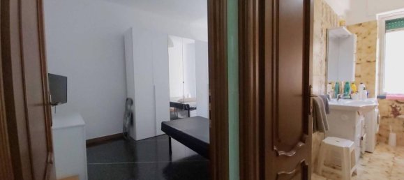 Apartamento de 3 habitaciónes en Genoa, Italy No. 174414 20