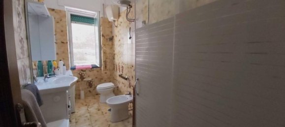 Apartamento de 3 habitaciónes en Genoa, Italy No. 174414 23