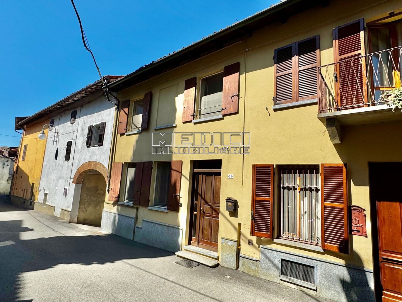 4 rooms House in Montemagno, Italy No. 299704