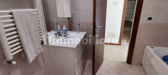 3 bedrooms Apartment in Rome, Italy No. 194793 16