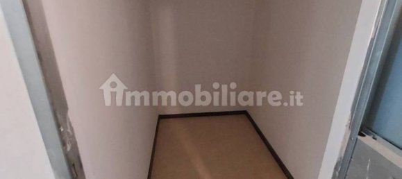 3 bedrooms Apartment in Rome, Italy No. 194793 5
