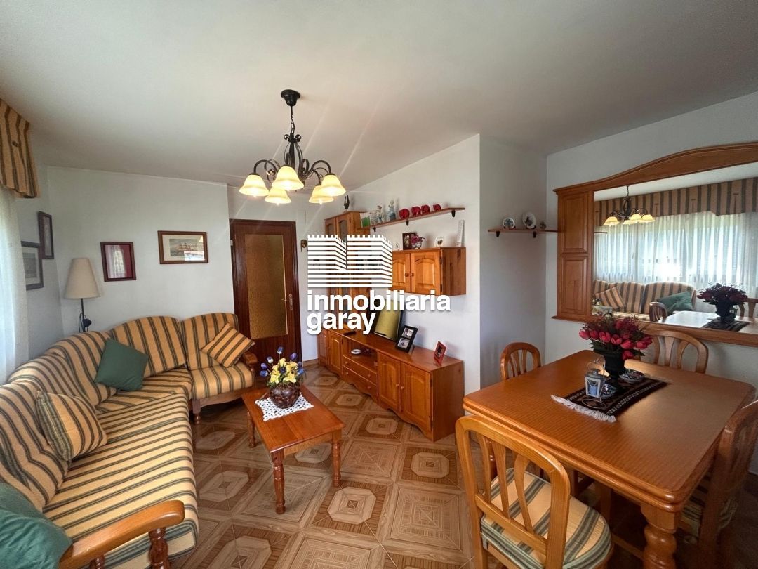 Casa de 4 dormitorios en Burgos, Spain No. 179705