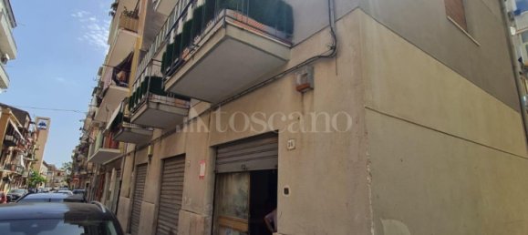 Armazém de 1 divisão em Palermo, Italy N.º 267139 3