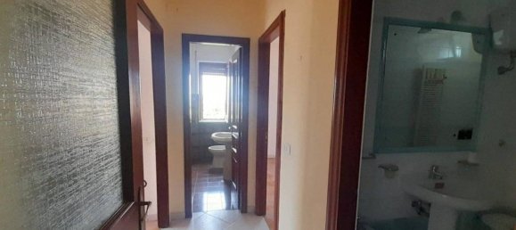Apartamento de 4 divisões em Marano di Napoli, Italy N.º 40086 10