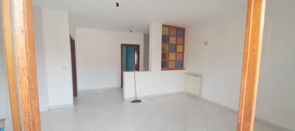 Apartamento de 4 divisões em Marano di Napoli, Italy N.º 40086 8