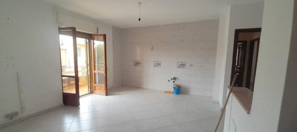 Apartamento de 4 divisões em Marano di Napoli, Italy N.º 40086 9
