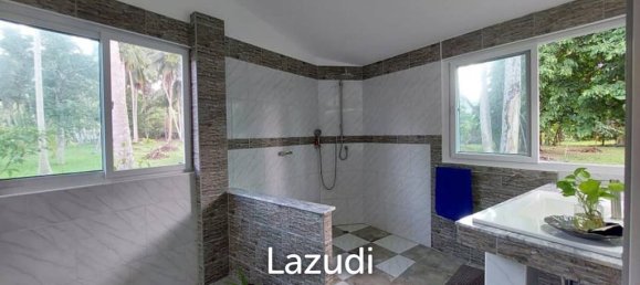 1 bedroom Cafe / restaurant in Surat Thani, Thailand No. 24946 8