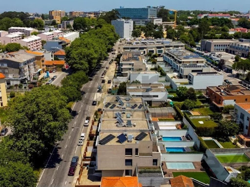 5 bedrooms Villa in Porto, Portugal No. 339707