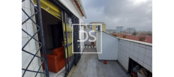 3 bedrooms Duplex in Costa da Caparica, Portugal No. 30467 6