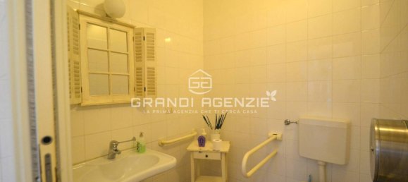 1غرفة عقار تجاري في Parma, Italy رقم 315795 17