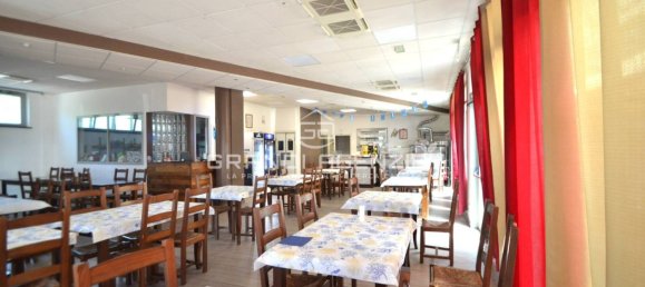 1غرفة عقار تجاري في Parma, Italy رقم 315795 11