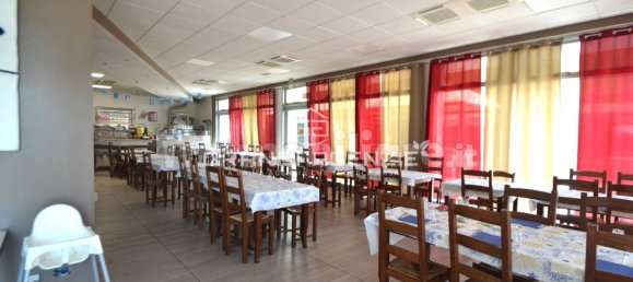 1غرفة عقار تجاري في Parma, Italy رقم 315795 6