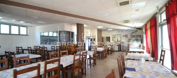 1غرفة عقار تجاري في Parma, Italy رقم 315795 12