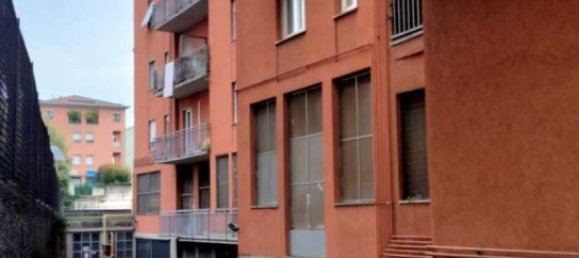 Apartamento de 3 divisões em Bergamo, Italy N.º 3446 12
