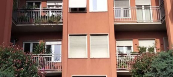 Apartamento de 3 divisões em Bergamo, Italy N.º 3446 2