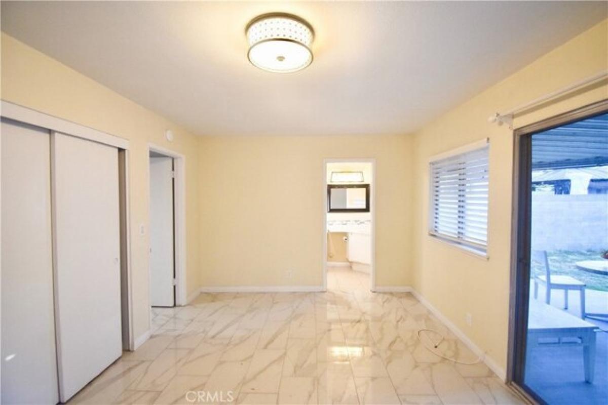 3 bedrooms House in Santa Ana, USA No. 381697