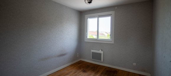 5 bedrooms House in Nemours, France No. 143858 9