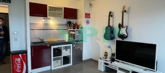 Studio in Ballainvilliers, France No. 172084 3