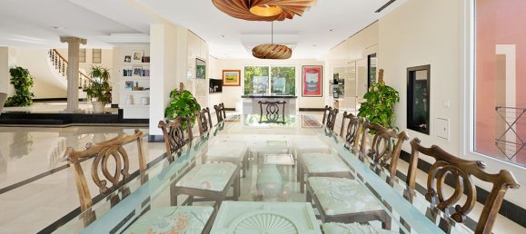 8 Schlafzimmer Villa in Estepona, Spain, Nr. 55354 5