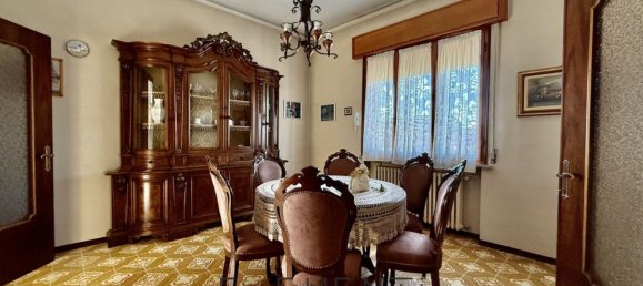 5 bedrooms House in Cerea, Italy No. 359187 18