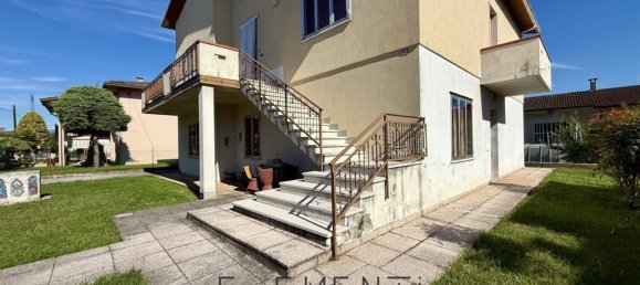 5 bedrooms House in Cerea, Italy No. 359187 31