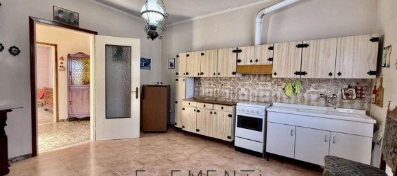 5 bedrooms House in Cerea, Italy No. 359187 8