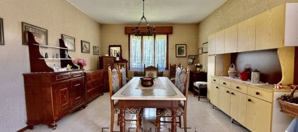 5 bedrooms House in Cerea, Italy No. 359187 4