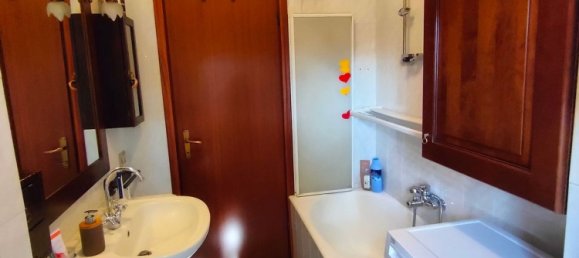 Apartamento de 2 dormitorios en Melzo, Italy No. 360500 13
