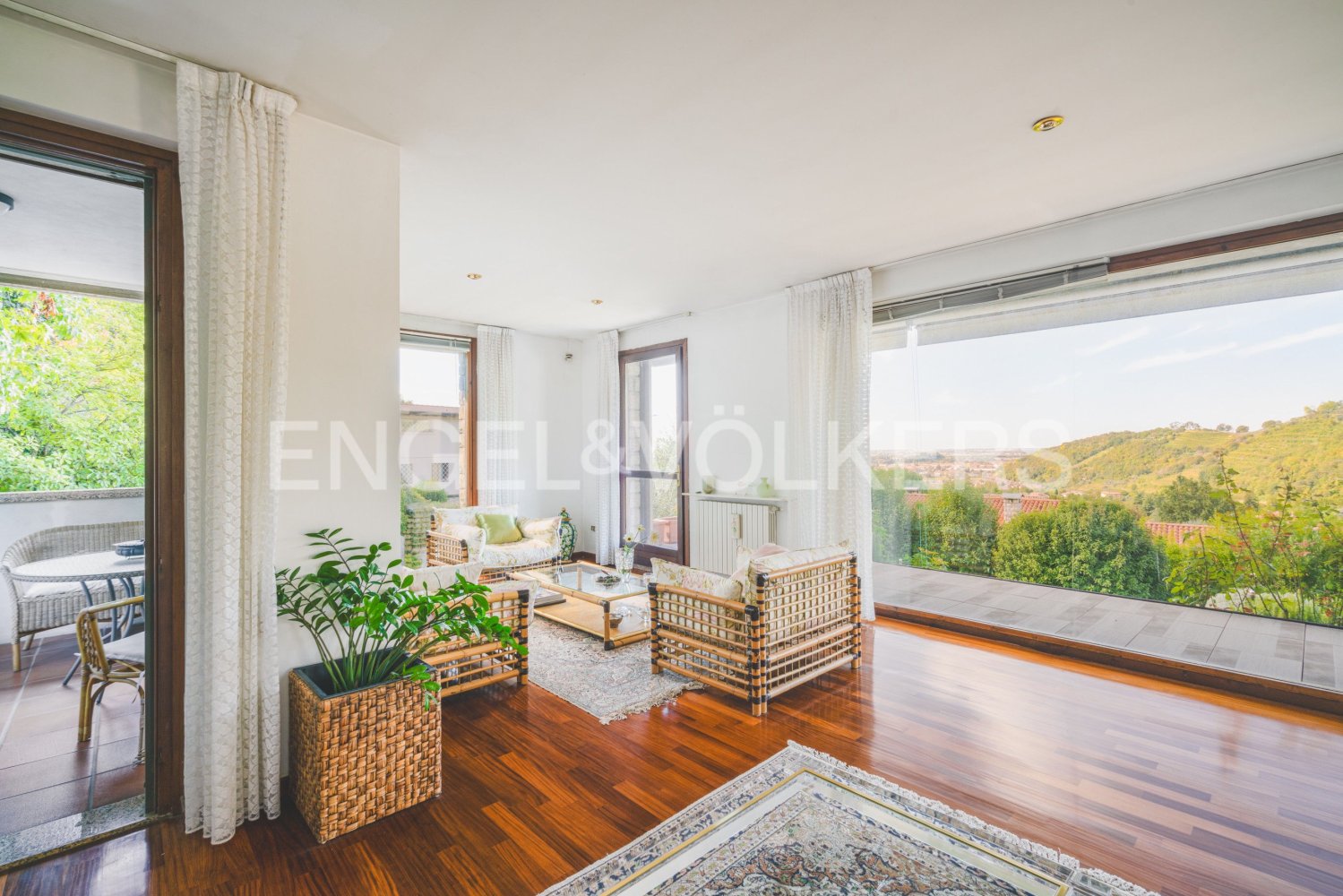 Villa T4 em Cellatica, Italy N.º 126182