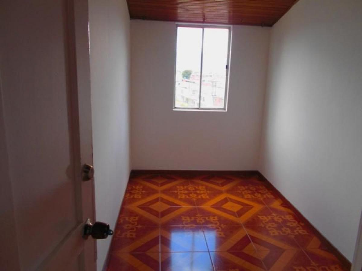 Дом с 3 спальнями в Богота, Колумбия № 11602