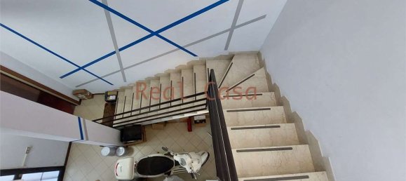 Lagerhaus in Modena, Italy 635m², Nr. 333342 37