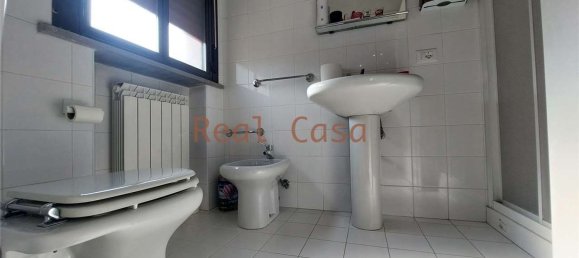 Lagerhaus in Modena, Italy 635m², Nr. 333342 24