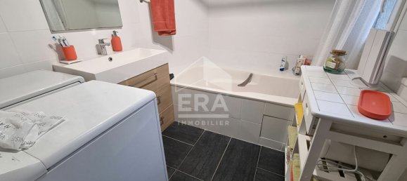 Casa de 4 dormitorios en Neuilly-sur-Marne, France No. 135556 10