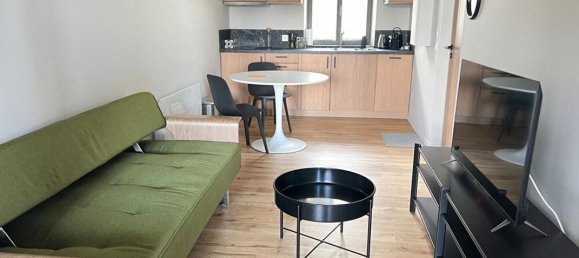 6-salle Bâtiment à Angoulême, France No. 98312 10