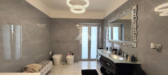 Villa de 3 dormitorios en Genzano di Roma, Italy No. 353011 33