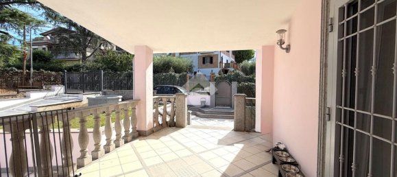 Villa de 3 dormitorios en Genzano di Roma, Italy No. 353011 41