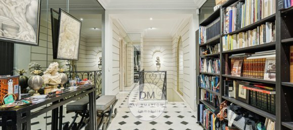 4 bedrooms Apartment in Paris, France No. 182620 8