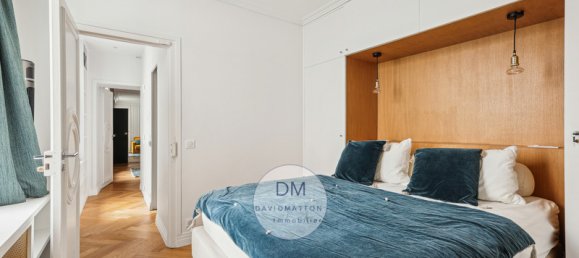 4 bedrooms Apartment in Paris, France No. 182620 11