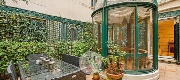 4 bedrooms Apartment in Paris, France No. 182620 2