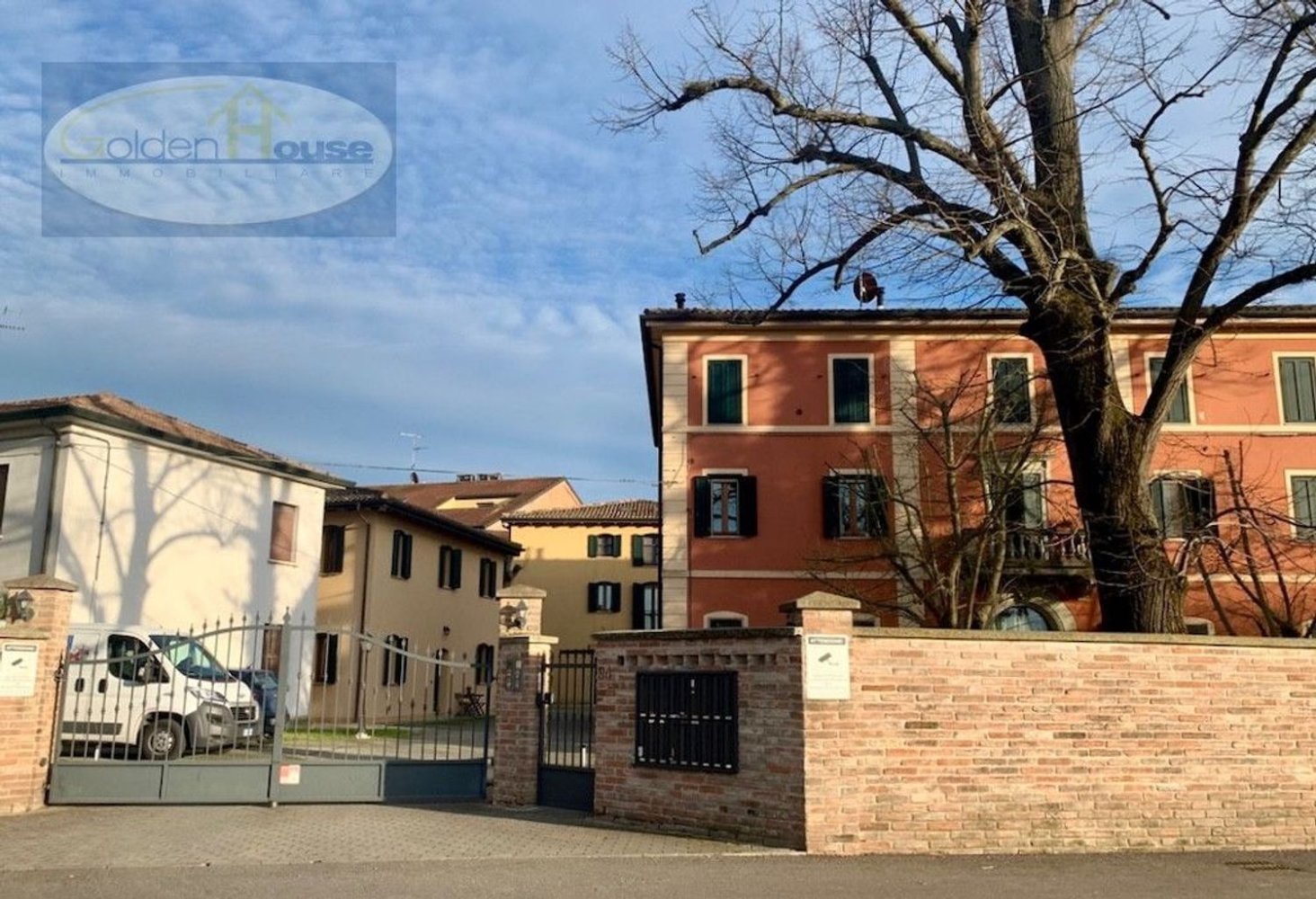 3 rooms Apartment in Argenta, Italy No. 276702