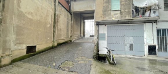 Lagerhaus in Turin, Italy 37m², Nr. 150009 3