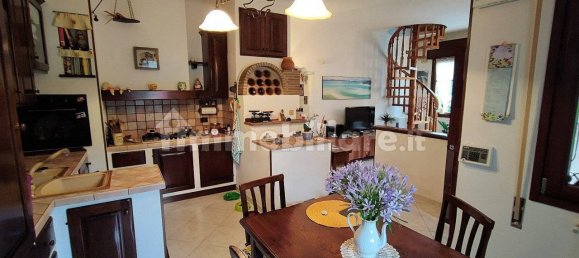 4 Schlafzimmer Villa in Sanremo, Italy, Nr. 398646 3