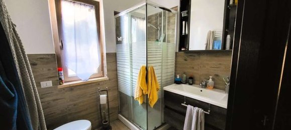 Вилла с 5 комнатами в Джове, Италия № 162364 10