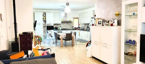 Вилла с 5 комнатами в Джове, Италия № 162364 39