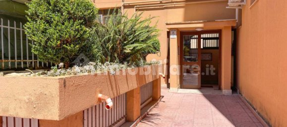 Квартира с 3 спальнями в Палермо, Италия № 265412 3