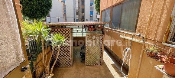 Квартира с 3 спальнями в Палермо, Италия № 265412 40