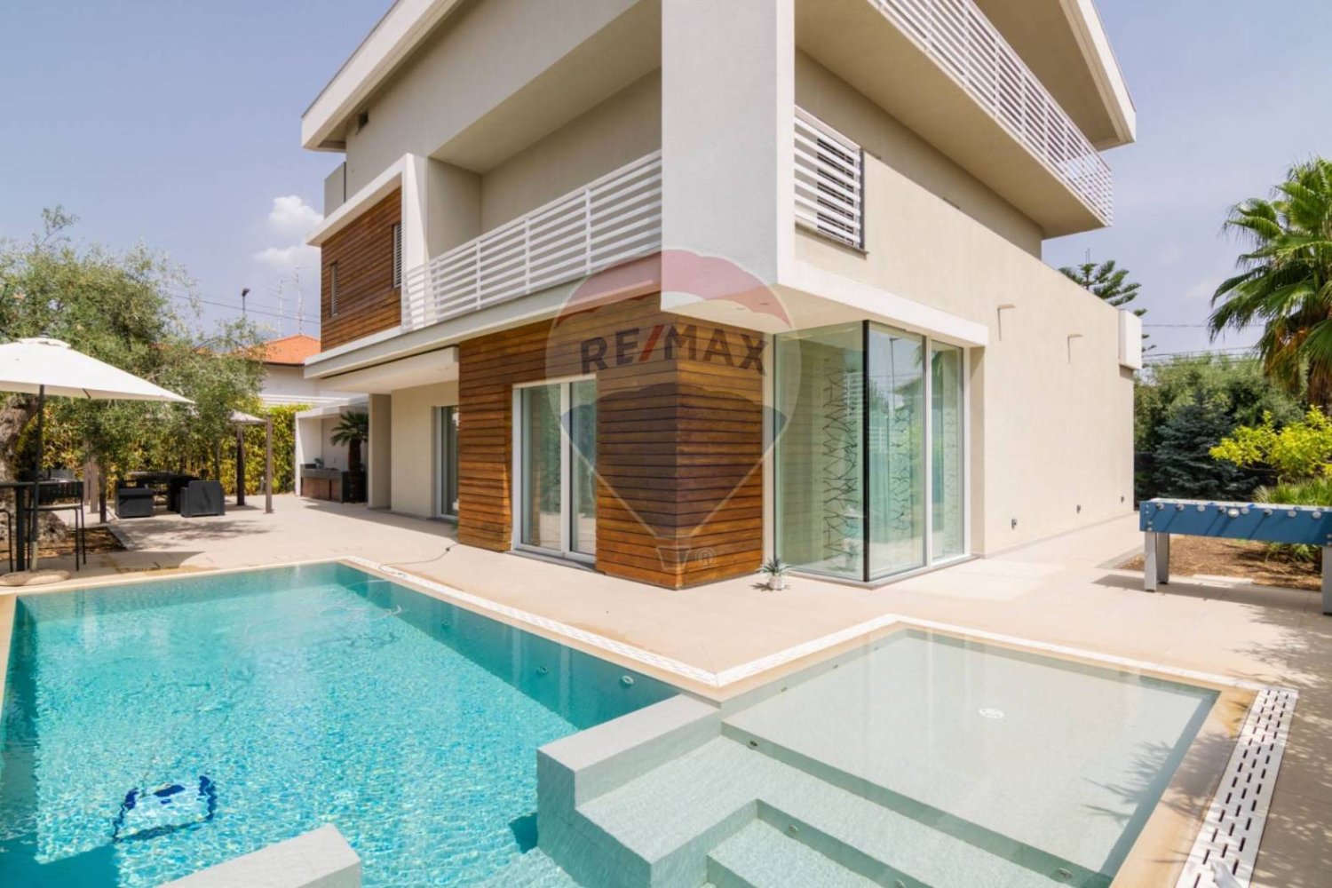 4 bedrooms Villa in Mascalucia, Italy No. 344736