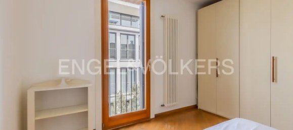 2-salle Appartement à Venice, Italy No. 139890 15