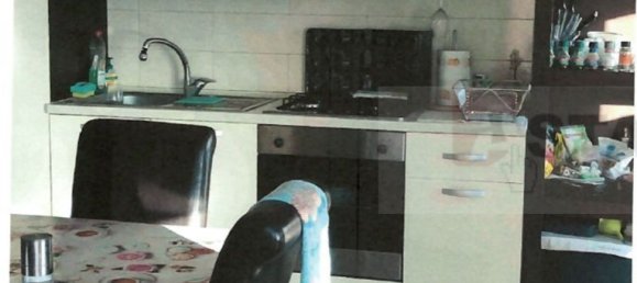 3-salle Appartement à Civitanova Marche, Italy No. 99384 7